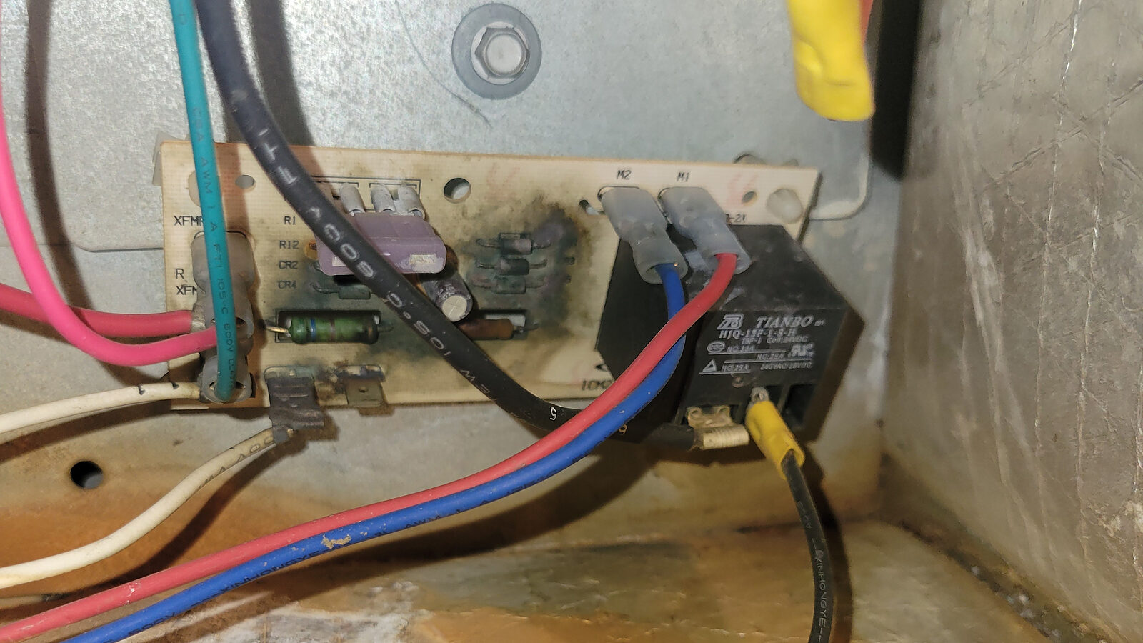 AC electrical panel diagnostic for burning smell and power concerns