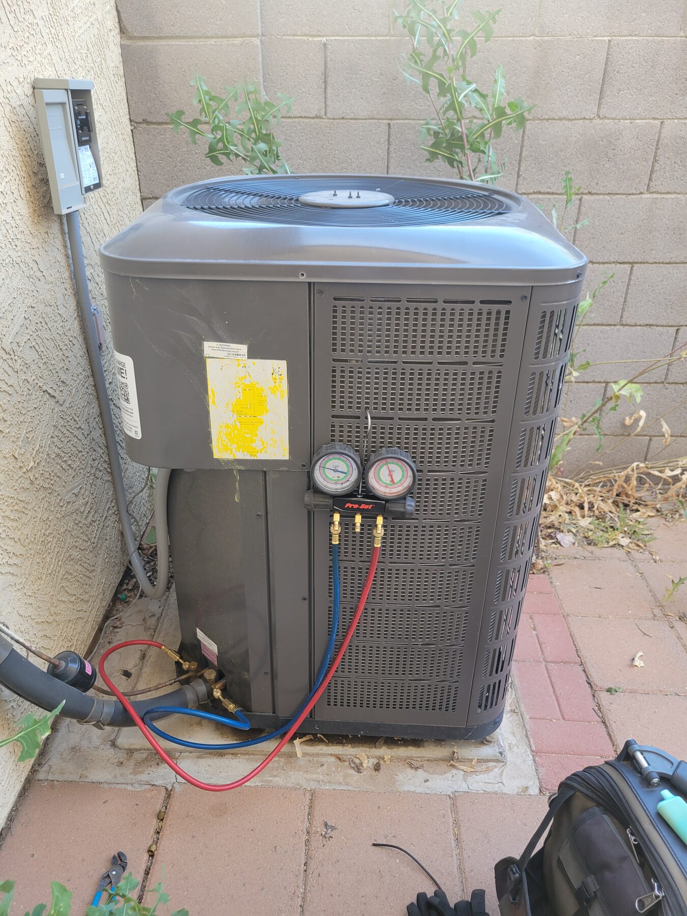 HVAC gauges used during air conditioning diagnostics